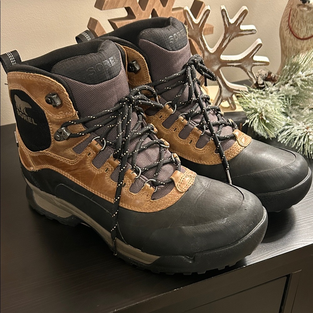 Sorel Conquest Mid US 11.5 Waterproof Breathable Winter Mens Boots LM5229-286